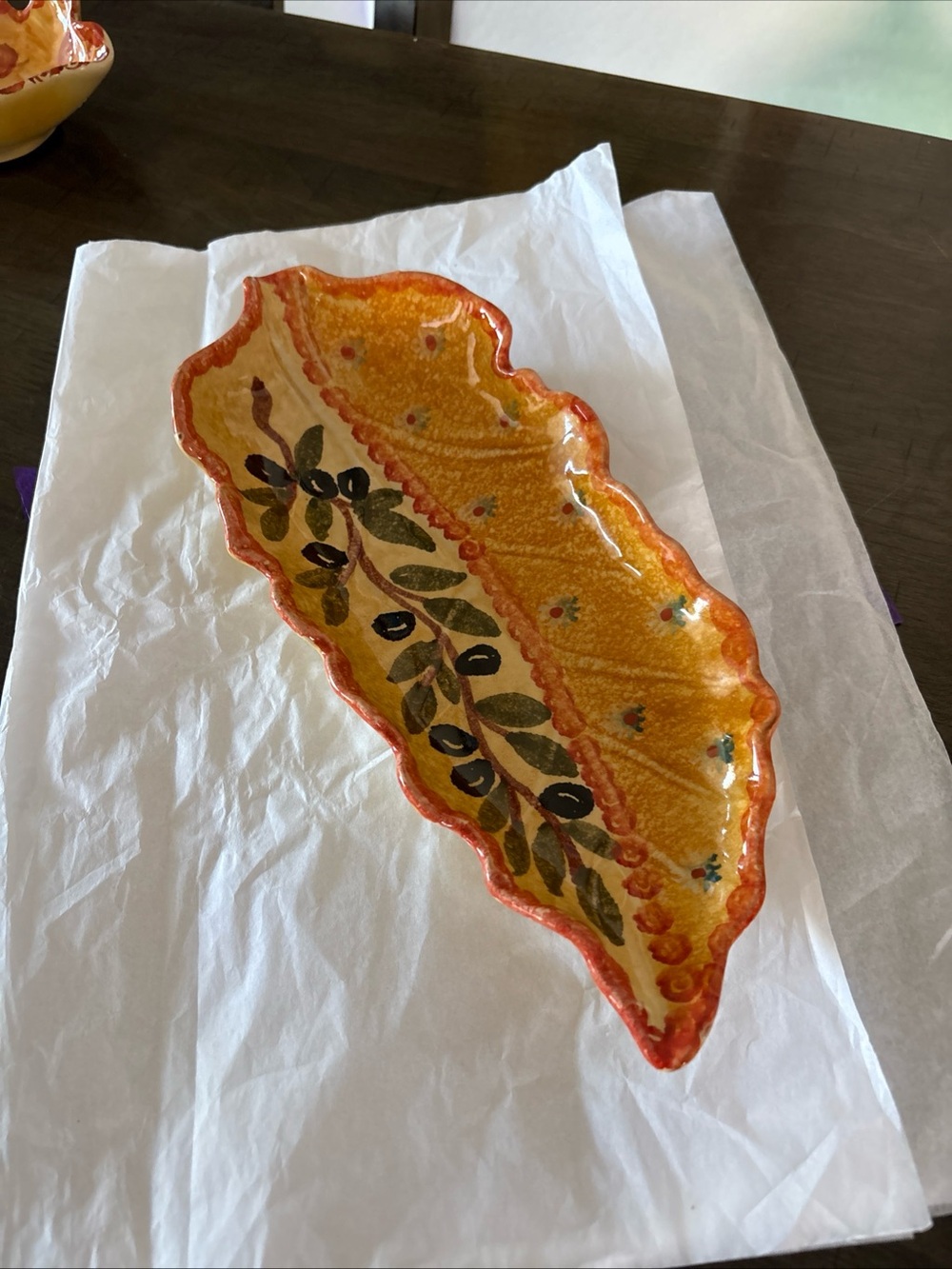 Ceramic Leaf Shaped Fall Italian Bowl Oval